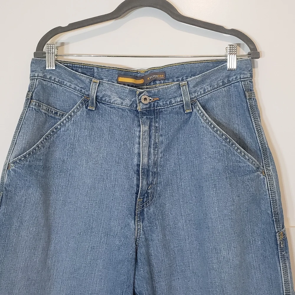 Levi's Vintage Silvertab Carpenter Jeans Y2K Size 32 X 29 100% Cotton Lightwash